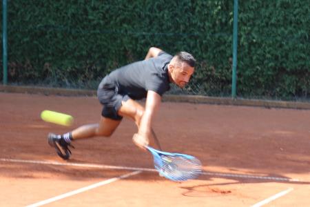 33OP_Zmagovalec med igro v finalu